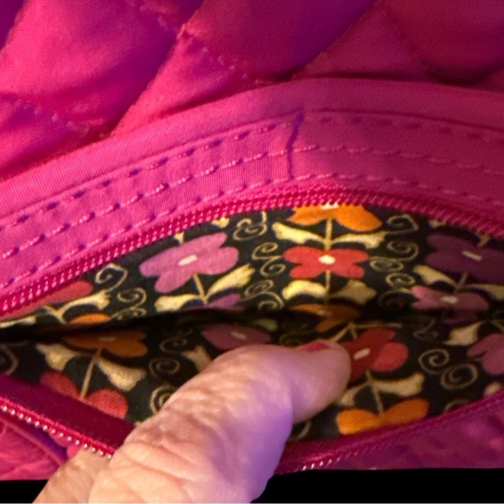 Vera Bradley Quilted Crossbody
Bag Pink Adjustable Strap Lightweight - Picture 2 of 6